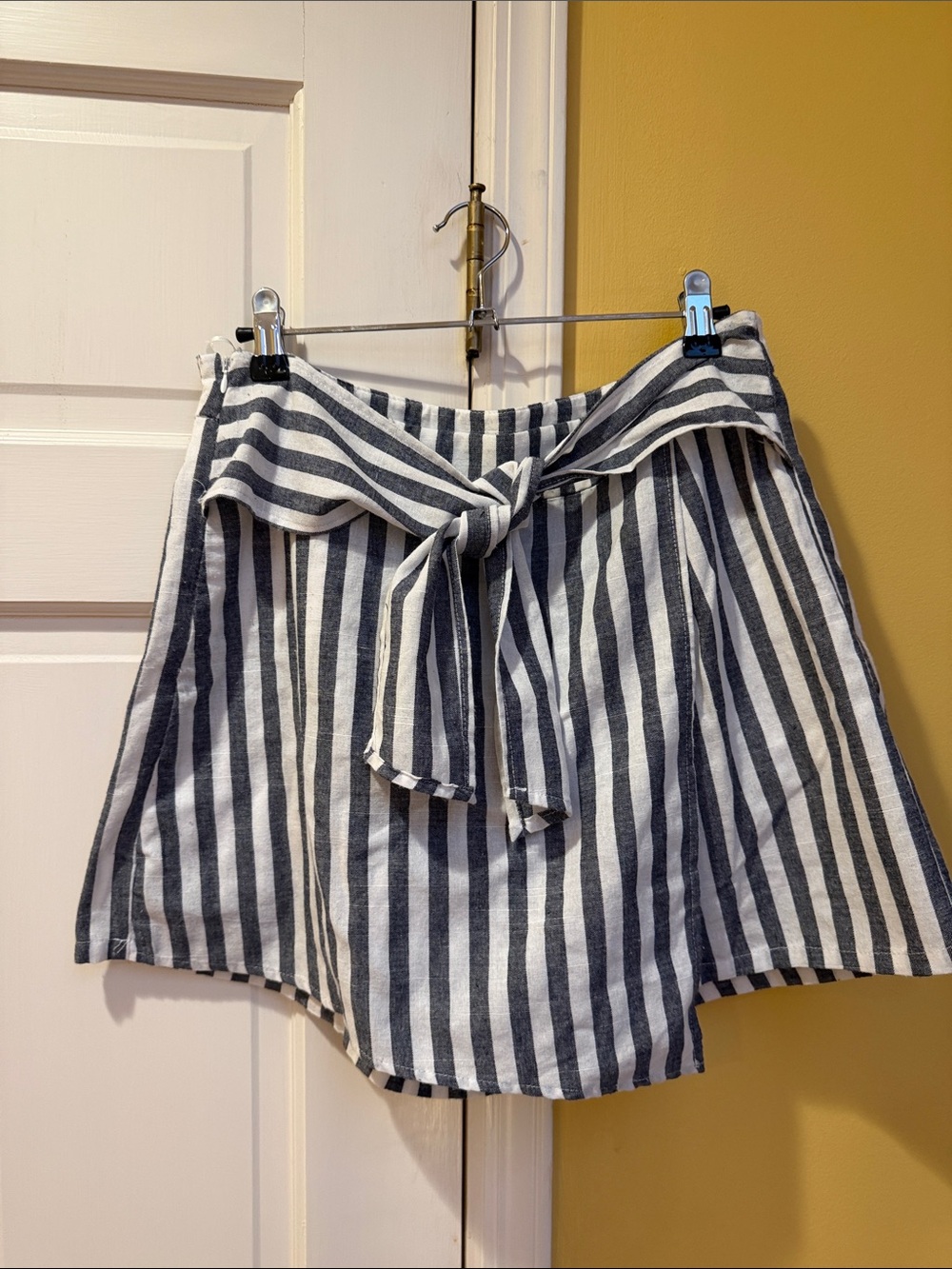 Striped Tie-Waist Linen Blend Skort in Navy & White, large